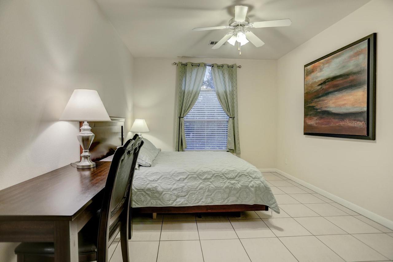 Villa Laverne 3 Bedroom Suite Furnished Condos ฮูสตัน ภายนอก รูปภาพ