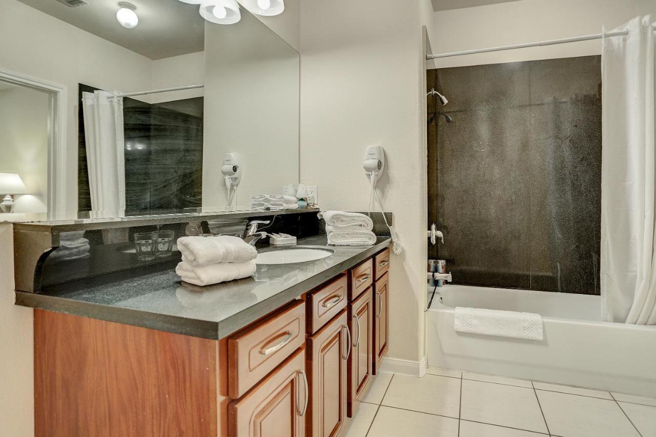 Villa Laverne 3 Bedroom Suite Furnished Condos ฮูสตัน ภายนอก รูปภาพ