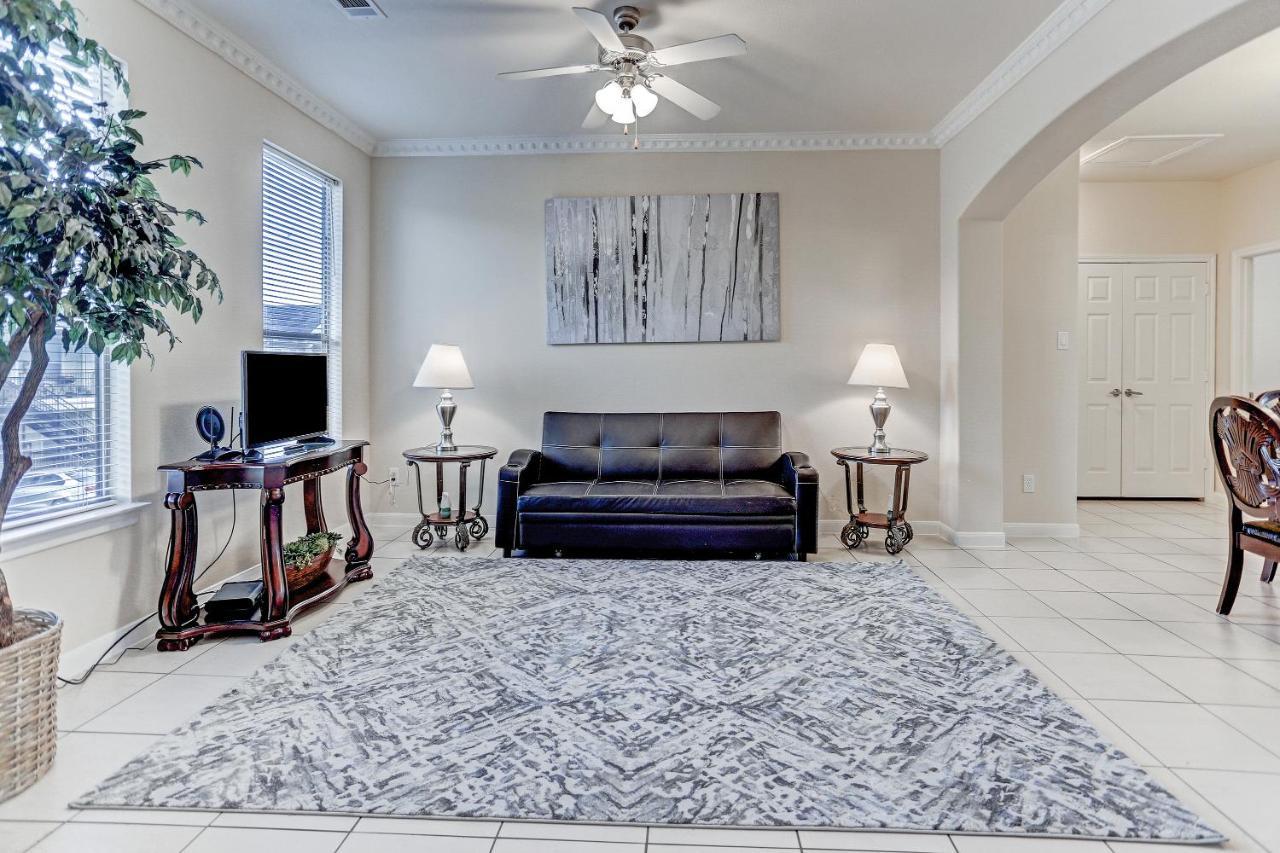 Villa Laverne 3 Bedroom Suite Furnished Condos ฮูสตัน ภายนอก รูปภาพ